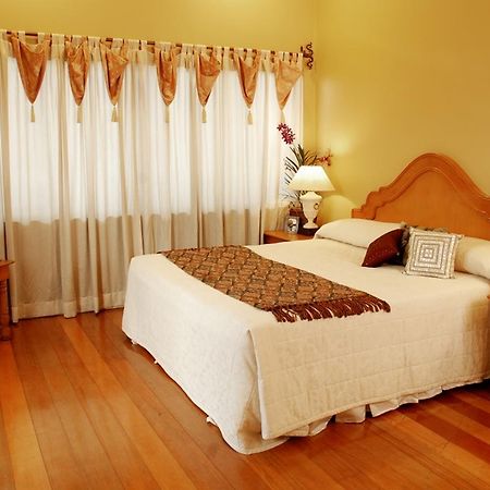 Sophia Suites Residence Hotel Себу Экстерьер фото