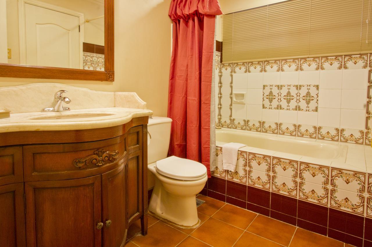 Sophia Suites Residence Hotel Себу Экстерьер фото