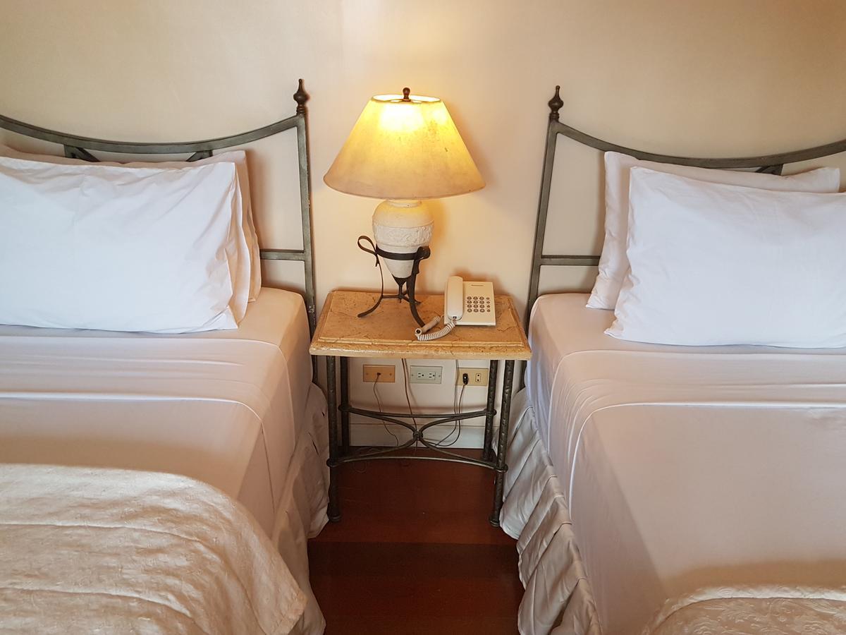 Sophia Suites Residence Hotel Себу Экстерьер фото
