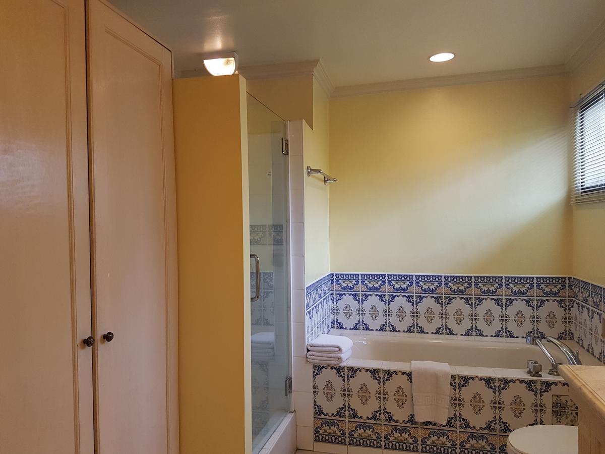 Sophia Suites Residence Hotel Себу Экстерьер фото