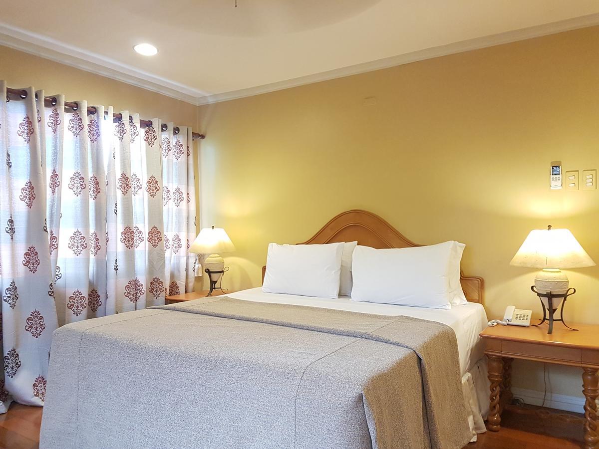 Sophia Suites Residence Hotel Себу Экстерьер фото